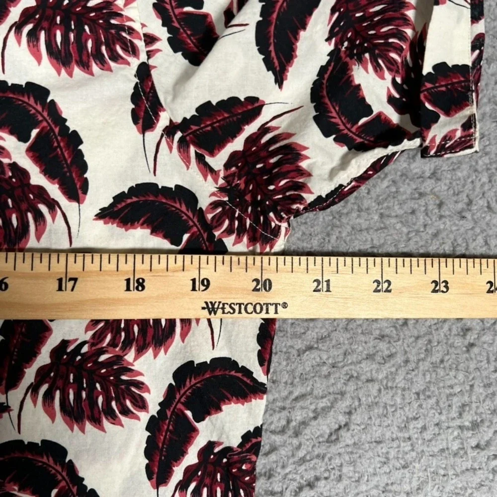 7 Diamonds Shirt Mens Medium Lost in Paradise‎ Leaves All Over Print Button Up